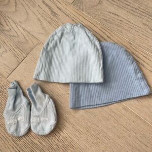 Gerber 2 hat and socks